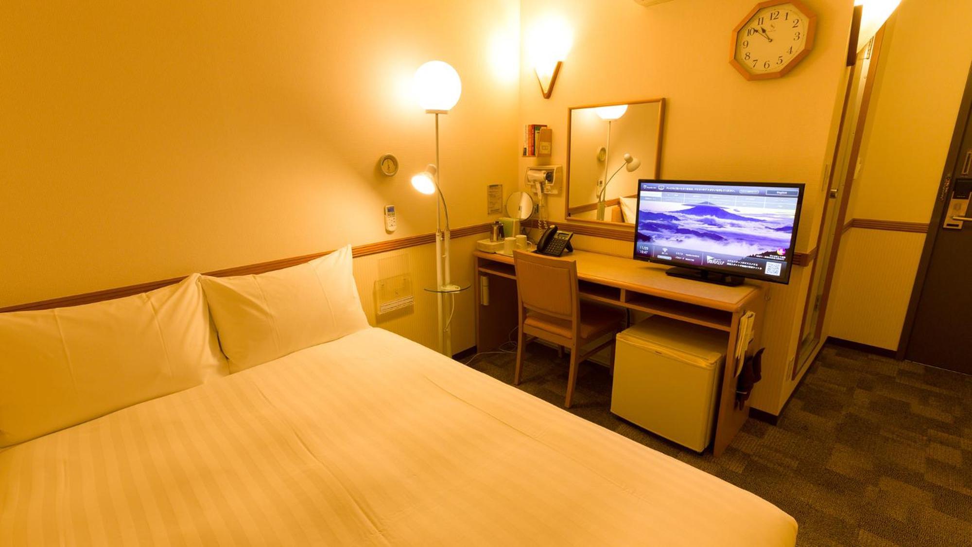 Toyoko Inn Hakata Nishi-Nakasu Фукуока Номер фото